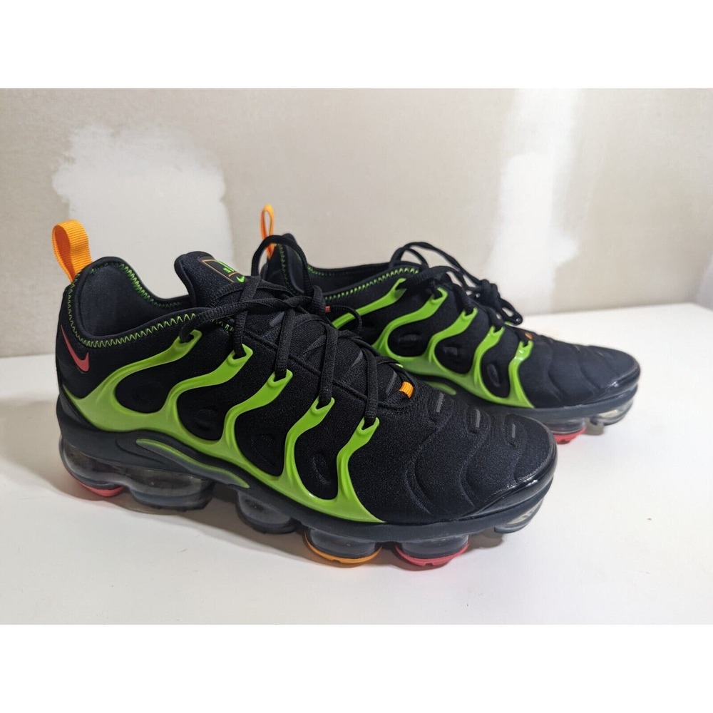 Nike Air Vapormax Plus Mens 10.5 Shoe Black Ember Glow Electric Green CU4884-001